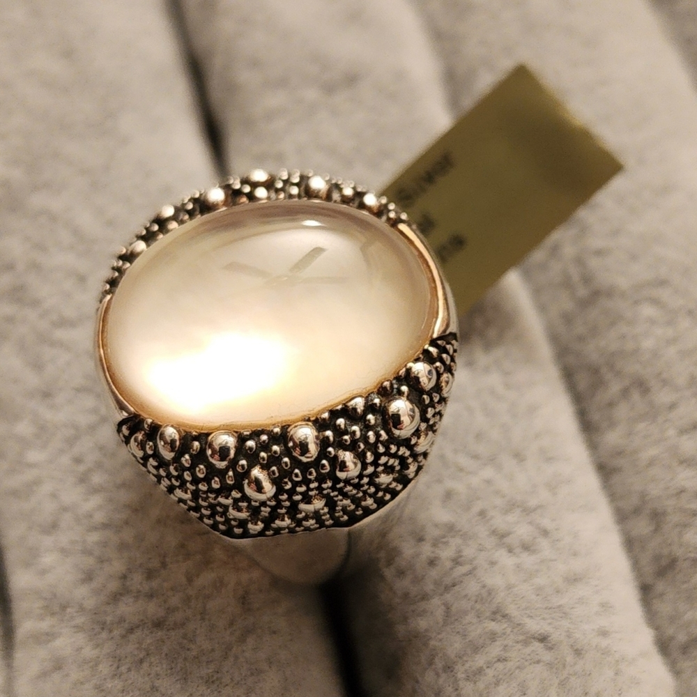 Mother Of Pearl Ring. NWT - Picture 7 of 10